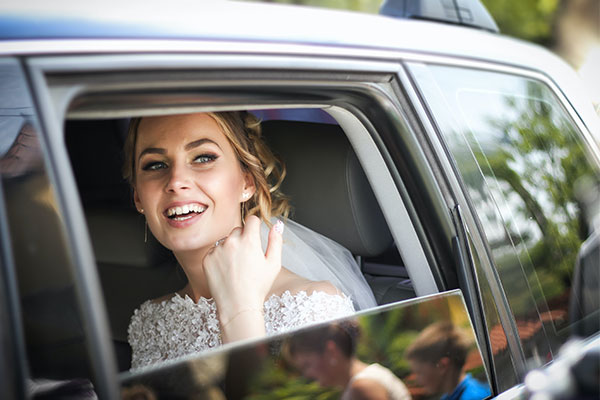 limousine service as wedding transportation
